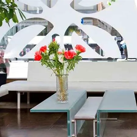 Hotell Hilton Garden Claridge 4*