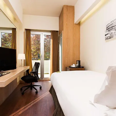 Hilton Garden Claridge Hotell