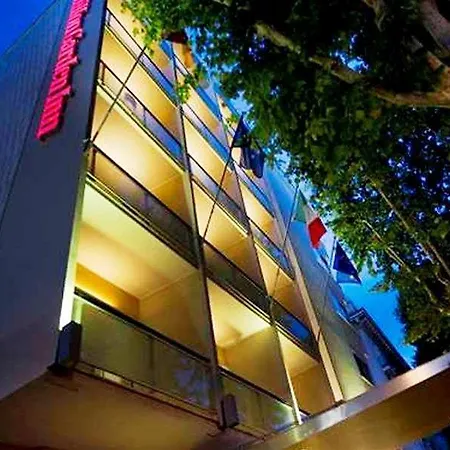 Hotell Hilton Garden Claridge