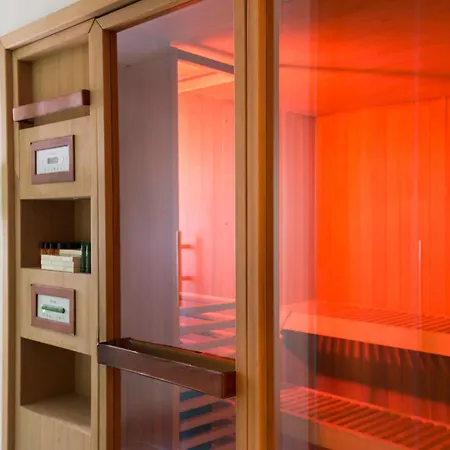 酒店 罗马克拉里奇希尔顿花园酒店 4*