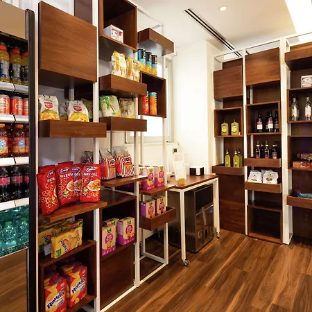 Hilton Garden Claridge Рим