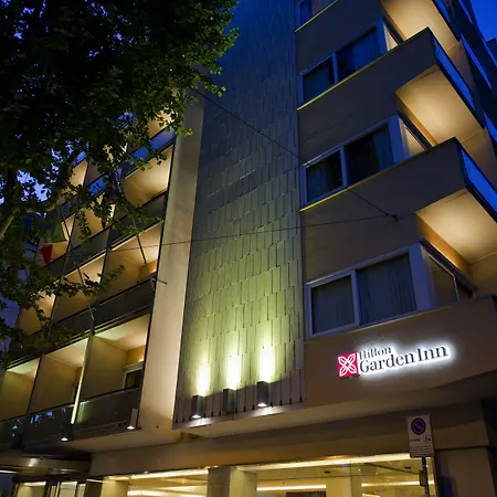 罗马克拉里奇希尔顿花园酒店 酒店 4*