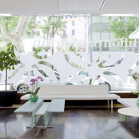 Hilton Garden Claridge