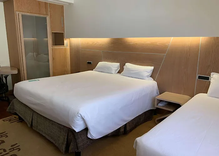 Hilton Garden Claridge 4*