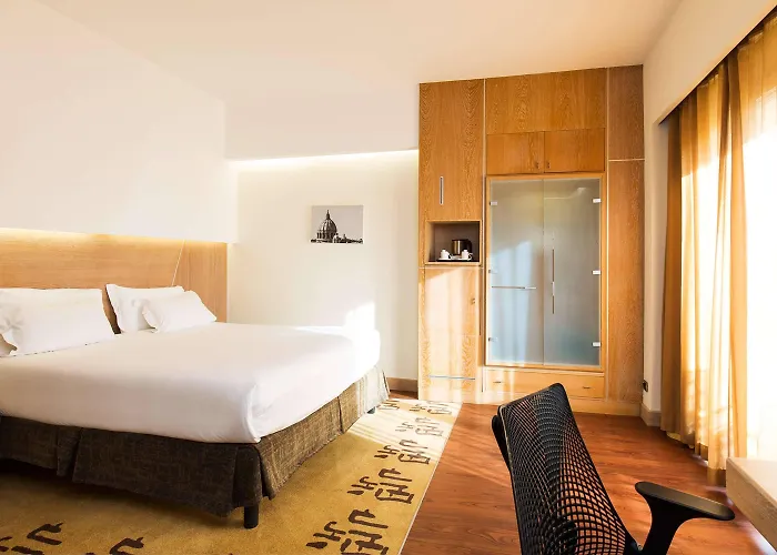 Hotel Hilton Garden Claridge 4*