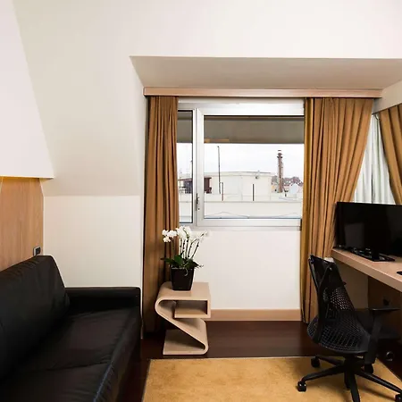 فندق هيلتون جاردن إن كلاريدج روما